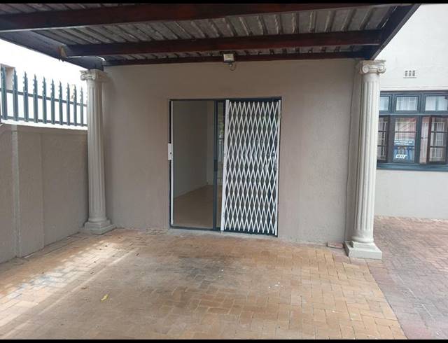 1 BEDROOM PROPERTY TO RENT IN BOSTON